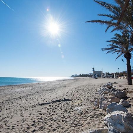 Lujoso Piso Con Jardin Privado A Dos Minutos Andando De La Playa Los Alamos Torremolinos Exterior foto